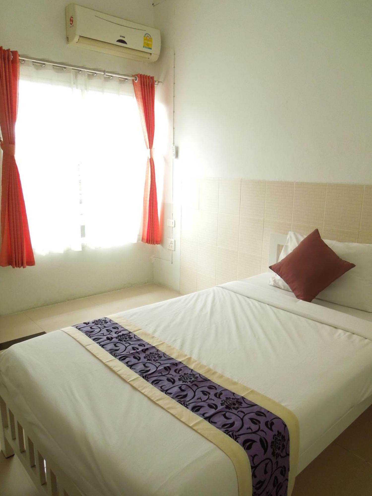 รัชดา เซเวนทีน เพลซ Hotel กรุงเทพมหานคร ภายนอก รูปภาพ