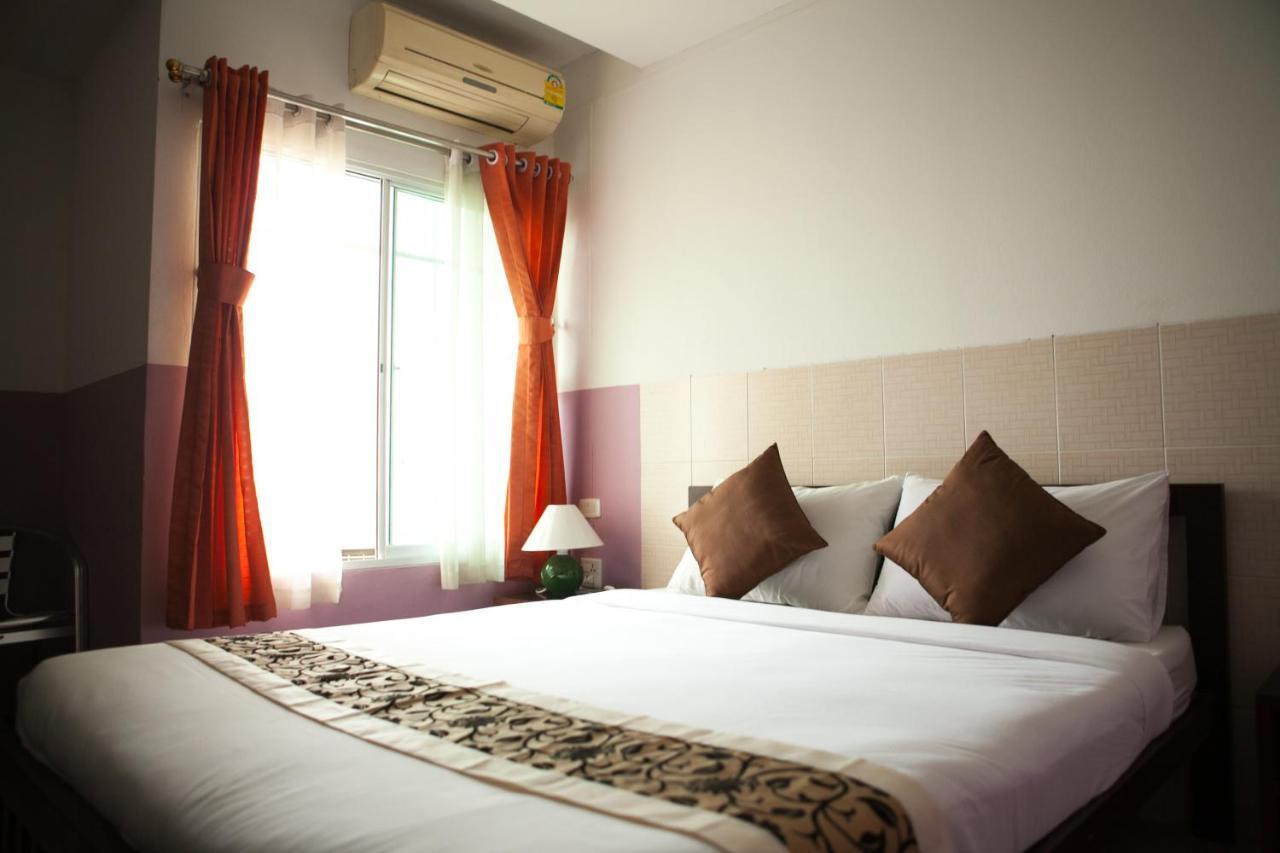 รัชดา เซเวนทีน เพลซ Hotel กรุงเทพมหานคร ห้อง รูปภาพ
